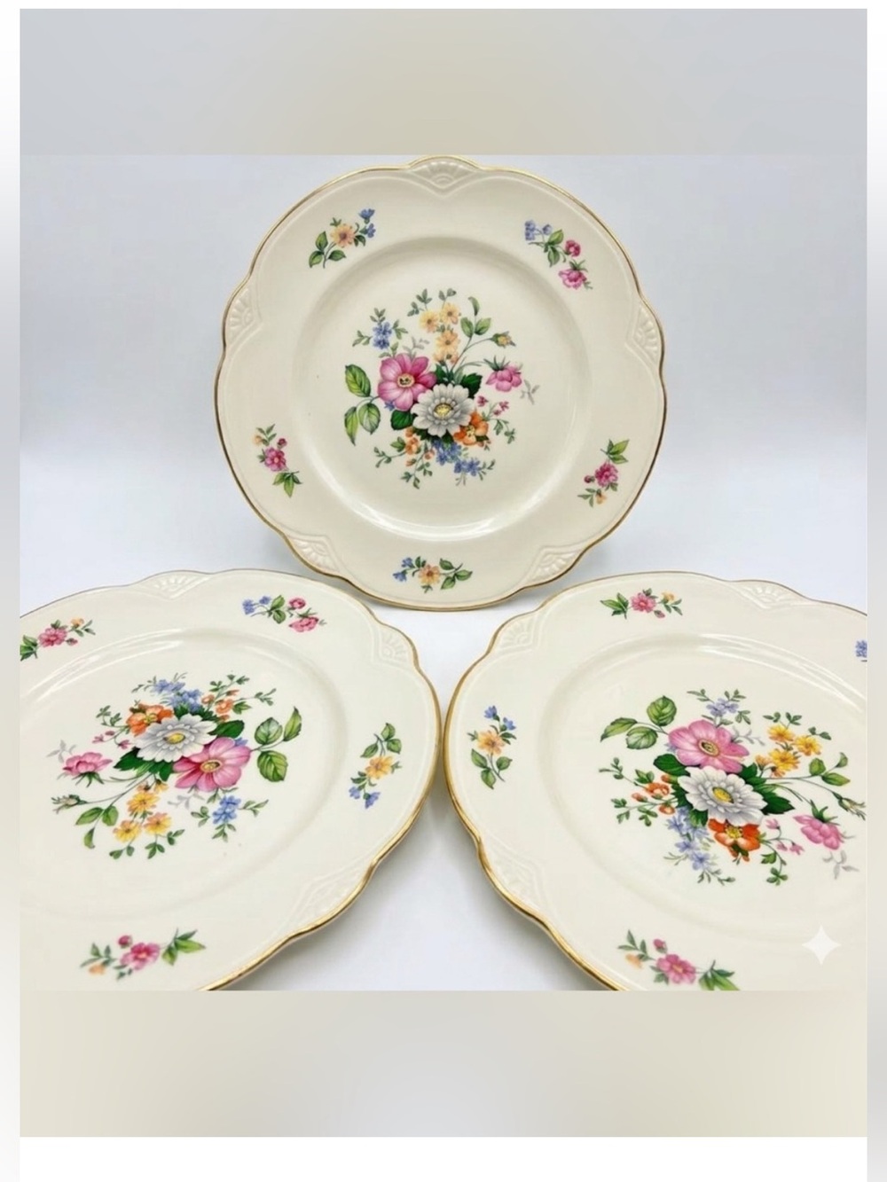 Vintage 1946 Homer Laughlin "Springtime" Dinner Plates - Set of 3 (Gold Trim)